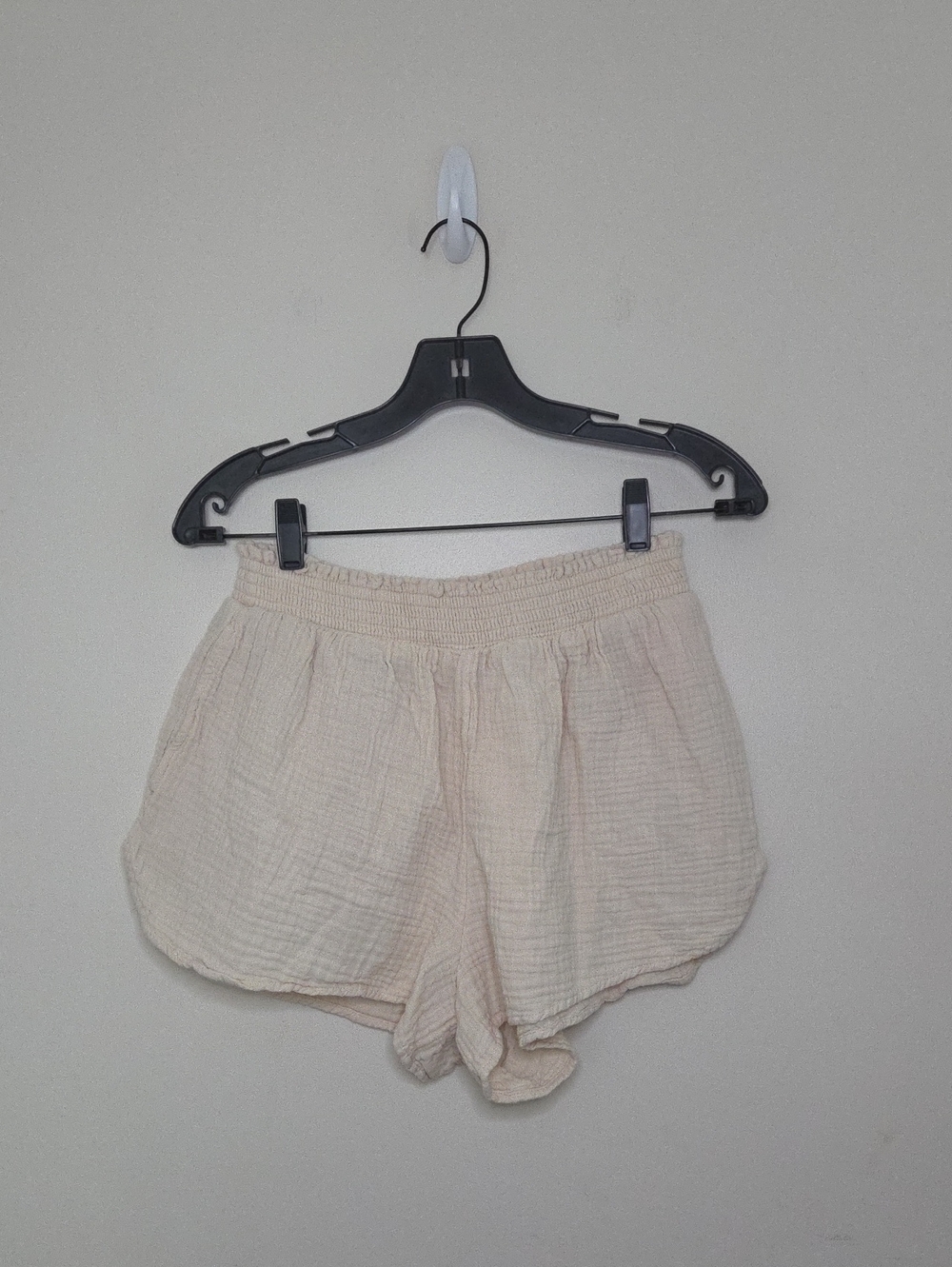Women's Aerie Gauzy Cream Color High Waist Shorts Sz Medium
